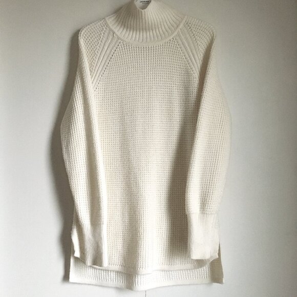 Banana Republic Wool Blend Knit Turtleneck Sweater - Picture 1 of 13